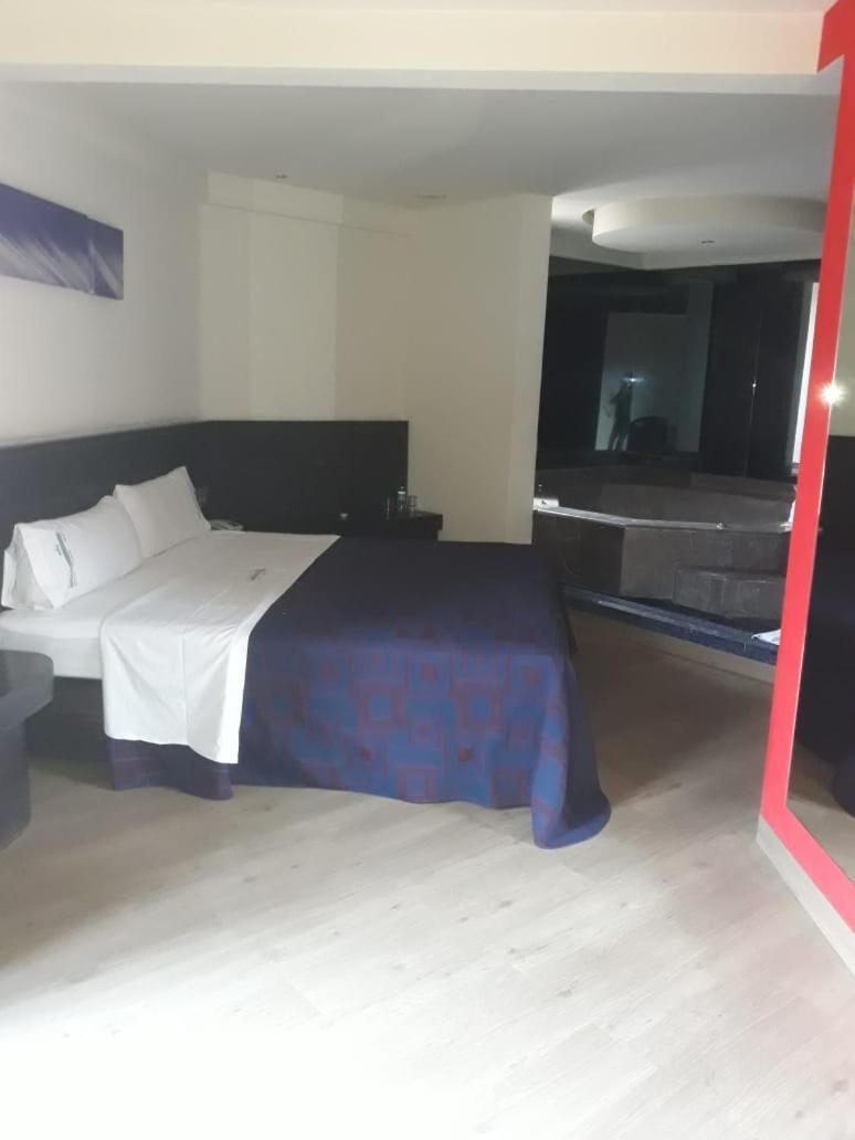 Hotel Campo Real Мехико Экстерьер фото